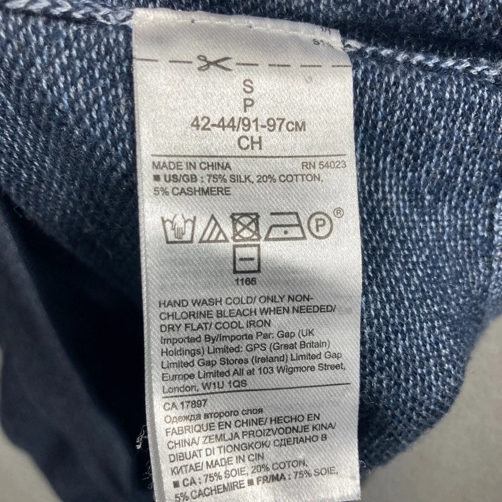 Banana Republic luxury blend